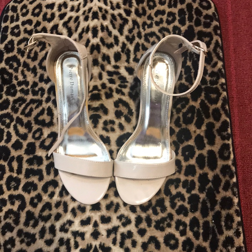 Pierre Dumas OPEN -TOE heels
